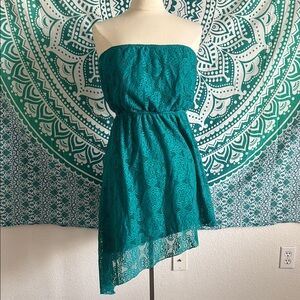Elegant Teal Strapless Lace Dress